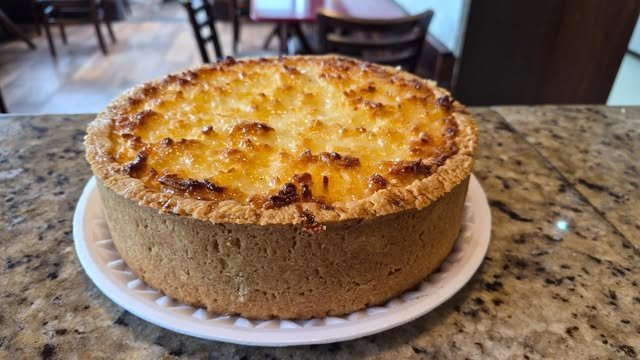 Torta gratinada dourada